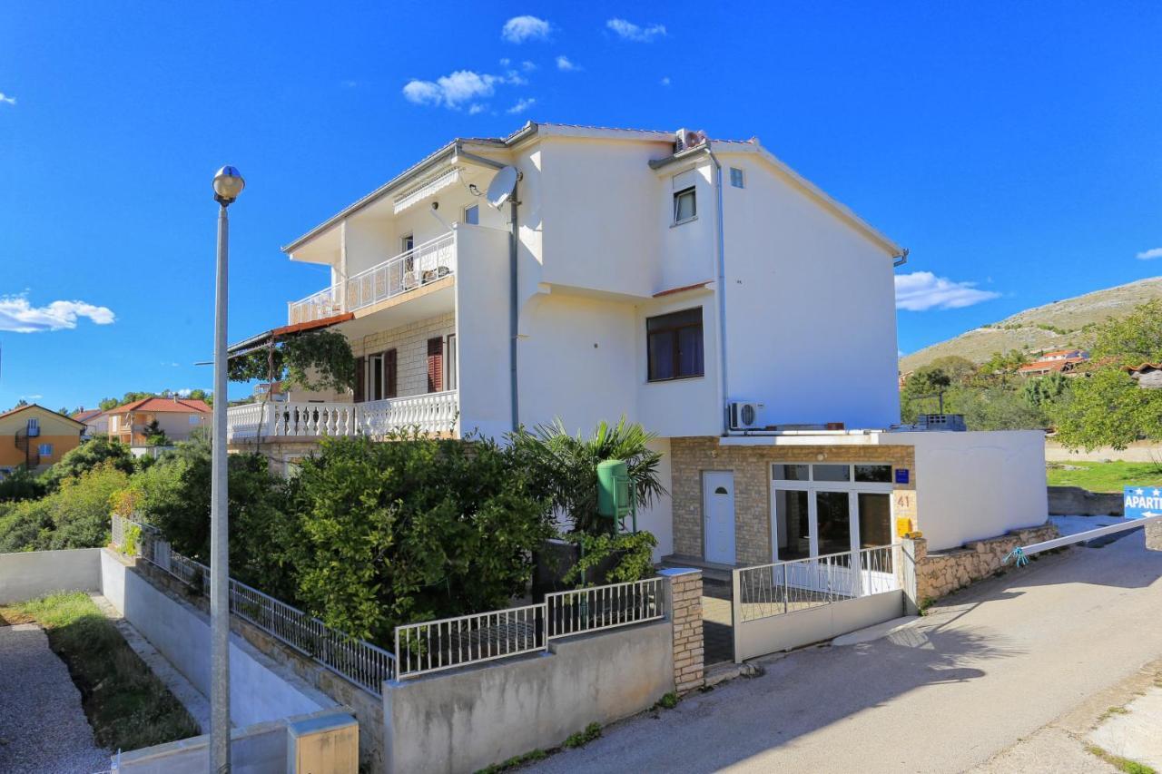 Apartments By The Sea Grebastica, Sibenik - 471 Экстерьер фото